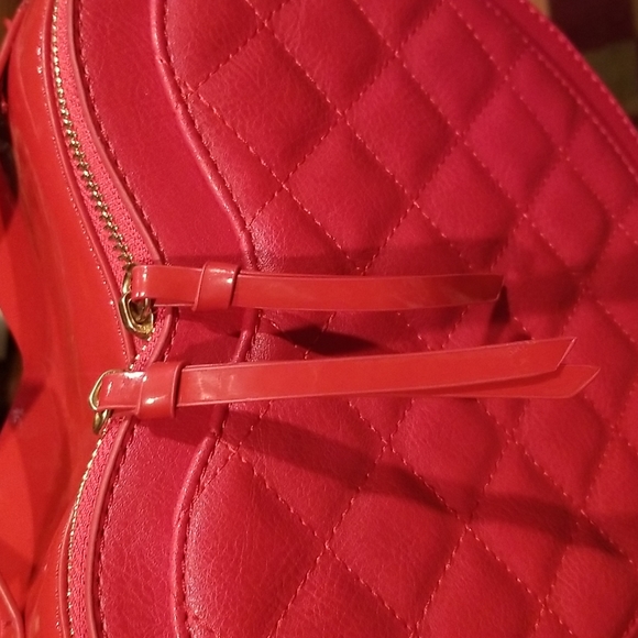 Valentine's Rebel Red ❤ Heart - Picture 8 of 10